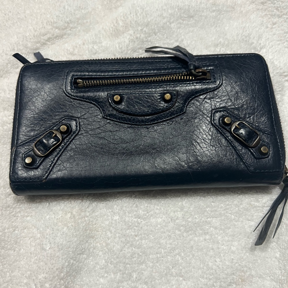 Elegant Black Leather Women's Wallet